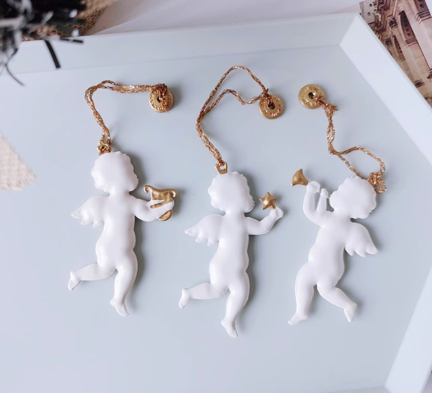 Vintage style hand-painted metallic Christmas Decoration, White and Gold small set 7pcs, 7cm